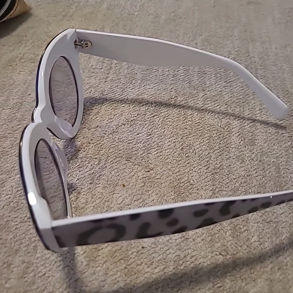 Zeelool Torres Cat Eye Gray Leopard Glasses FRAMES ONLY - Picture 6 of 8